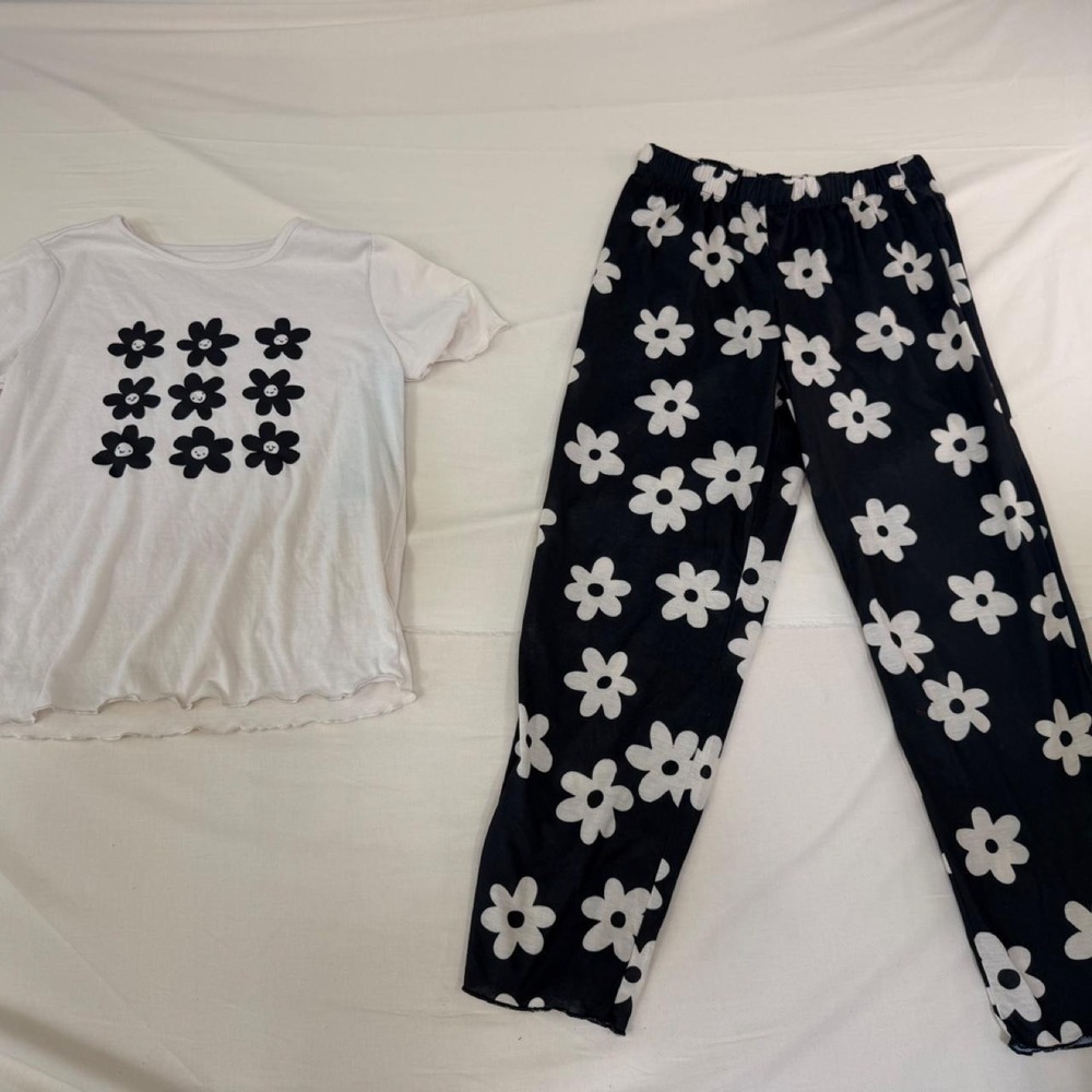 🌼 Brand new with tags Cat & Jack matching pajama set